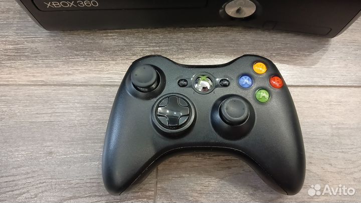 Xbox 360 Slim 250 Gb Freeboot 100 игр