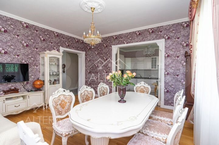 Дом 280 м² на участке 30 сот.