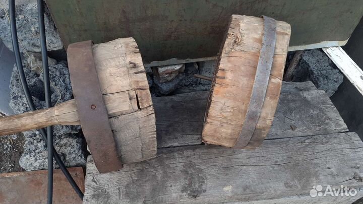 Деревянные жернова