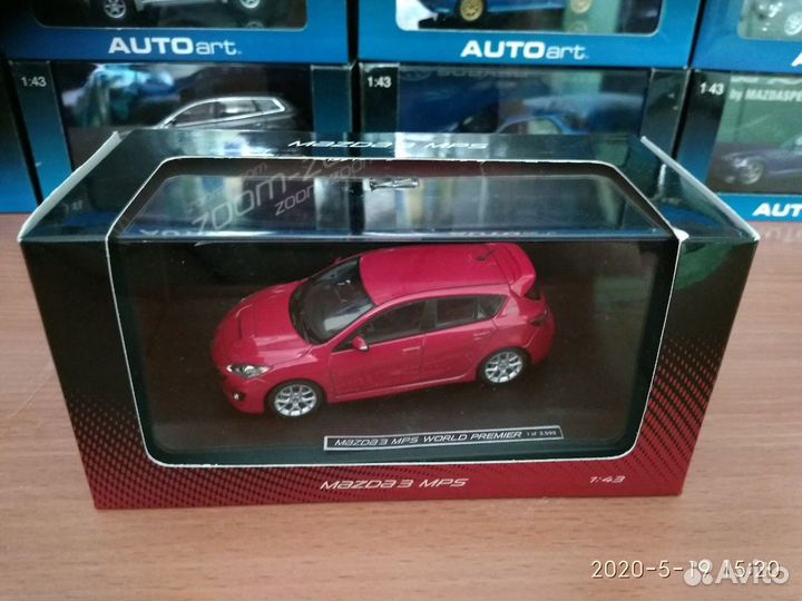 Mazda в масштабе 1/43 от autoart