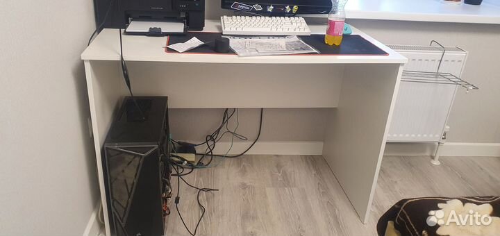 Компьютерный стол белый бу