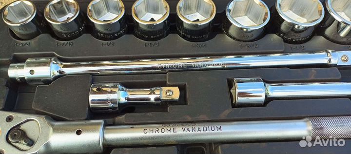 Набор инструментов для автомобиля