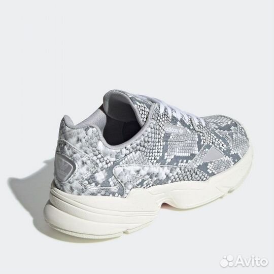 Кроссовки Adidas Falcon, 38,5-39 Оригинал