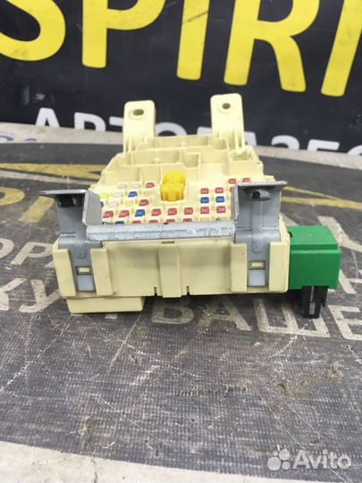 Блок предохранителей салонный Hyundai Solaris 1