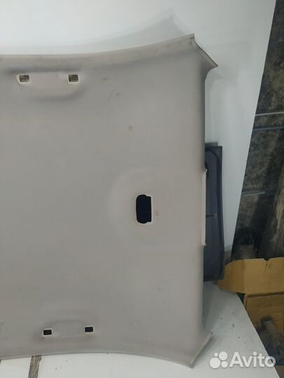 Peugeot 408 обшивка потолка