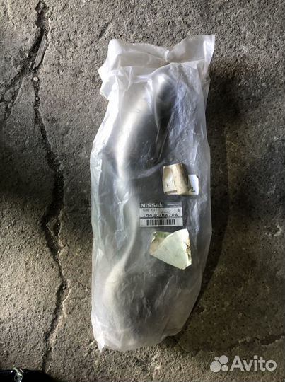 Патрубок интеркулера Nissan Cabstar 14460-MA70A