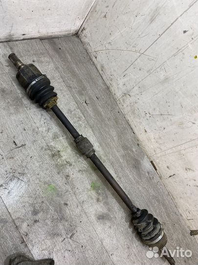 Полуось (привод в сборе) Hyundai Accent