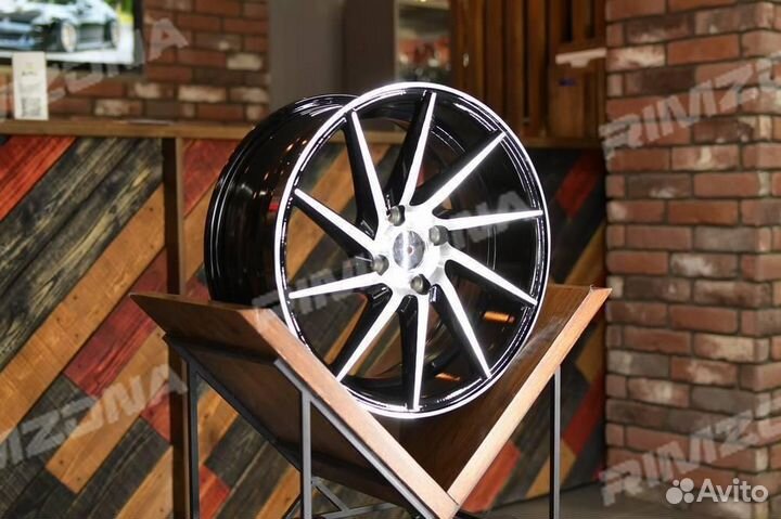 Литой диск в стиле vossen R20 5x114.3