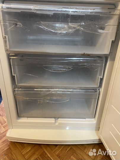 Холодильник