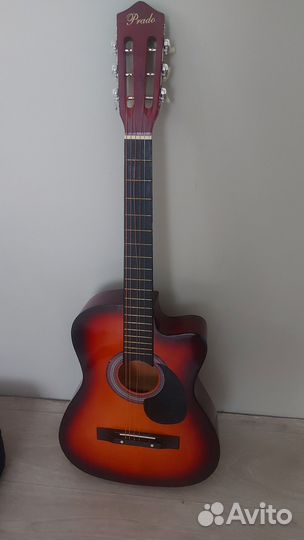 Классическая гитара шестиструнная