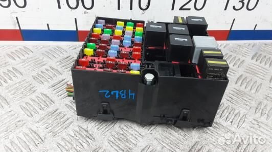 Блок предохранителей ford fusion 1 (4BL02M101)