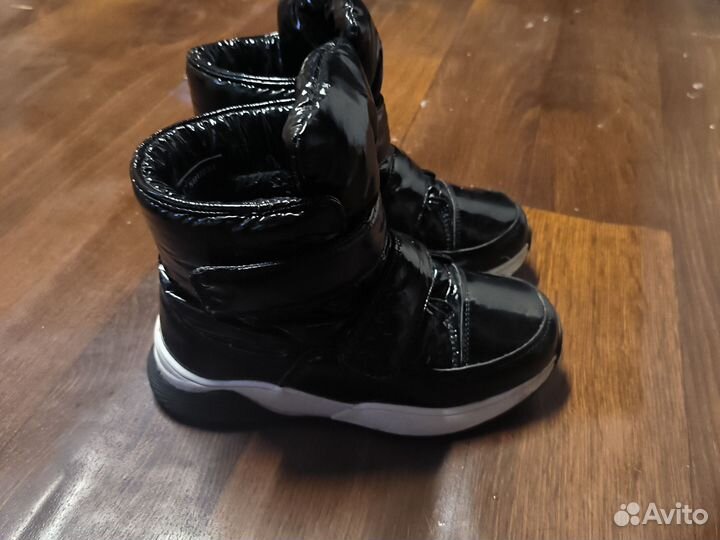 Ботинки удобные для девочек 36 р