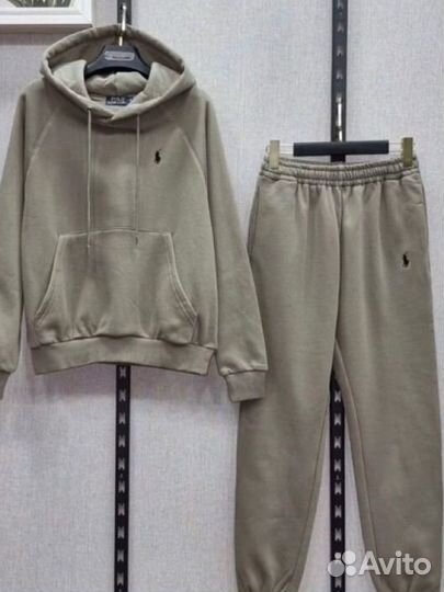 Женский спортивный костюм calvin klein