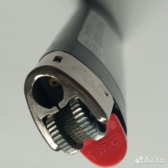 Зажигалка кремниевая BIC. Франция