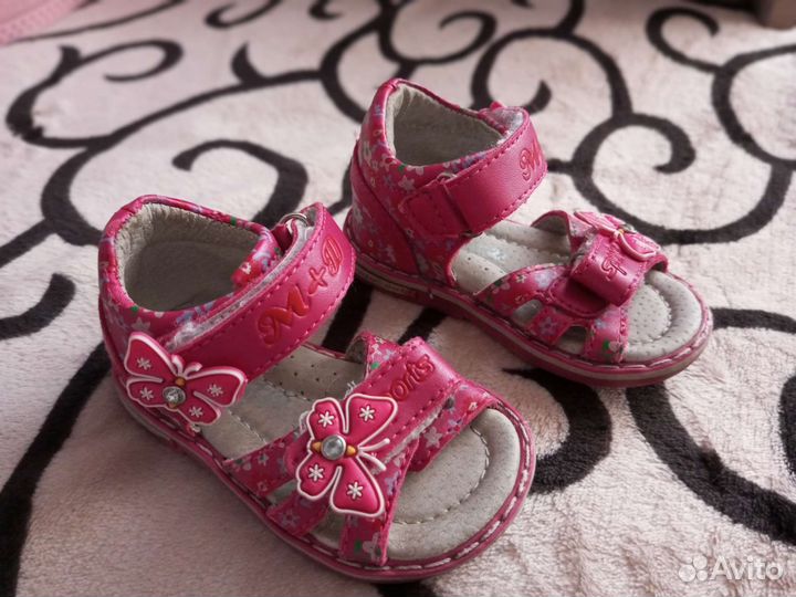 Босоножки для девочки