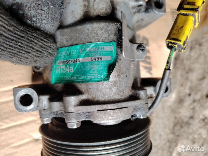 Компрессор кондиционера Peugeot 206 1,6