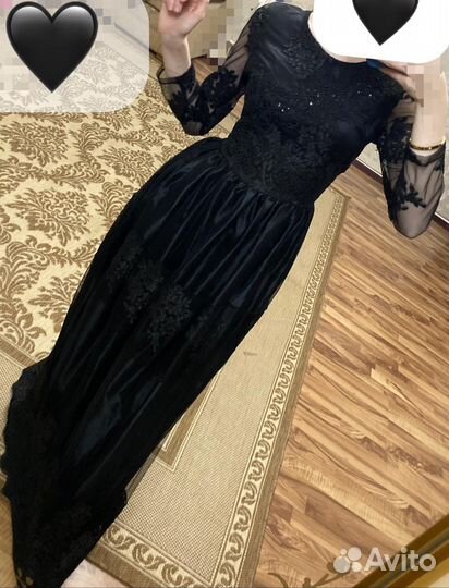 Вечернее платье