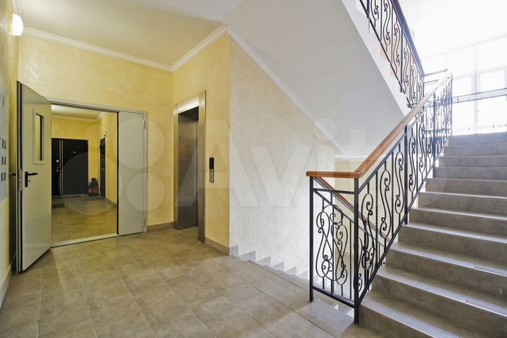 2-к. квартира, 63,5 м², 2/4 эт.