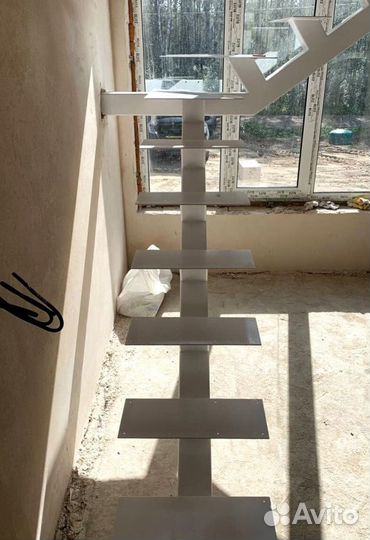 Перила деревянные с монтажем