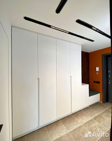 Гардеробная на заказ в прихожую