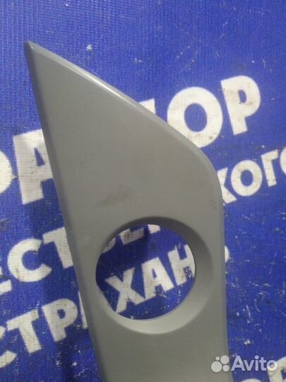 Накладка центральной консоли Chevrolet Cruze седан