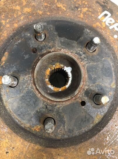 Ступица передняя правая/левая Lexus Rx 300