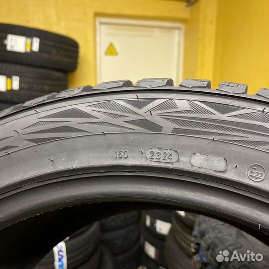 Ikon Tyres Autograph Ice 9 SUV 285/50 R20 116T