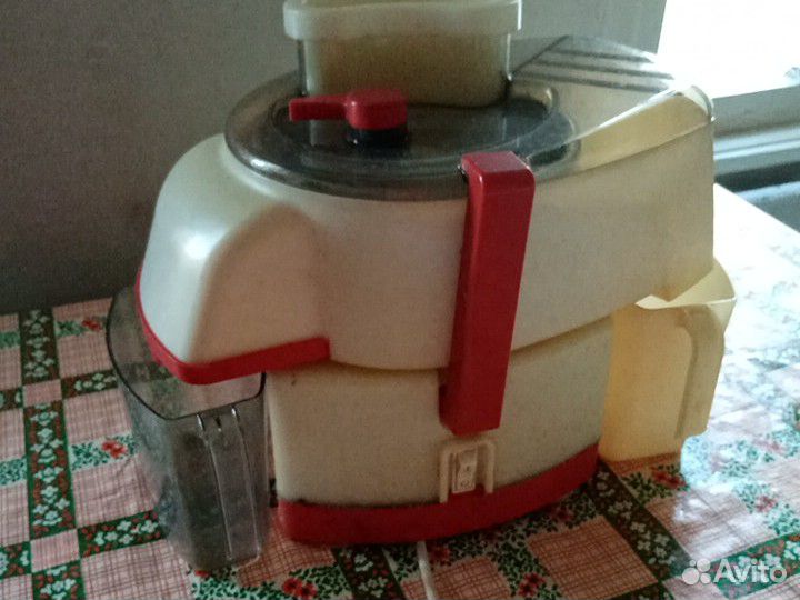 Элетросоковыжималка Беломо