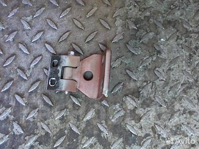 Петля задней двери нижняя Bmw X3 E83 M54B25 2004