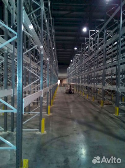 Грузовой стеллаж для рулонов