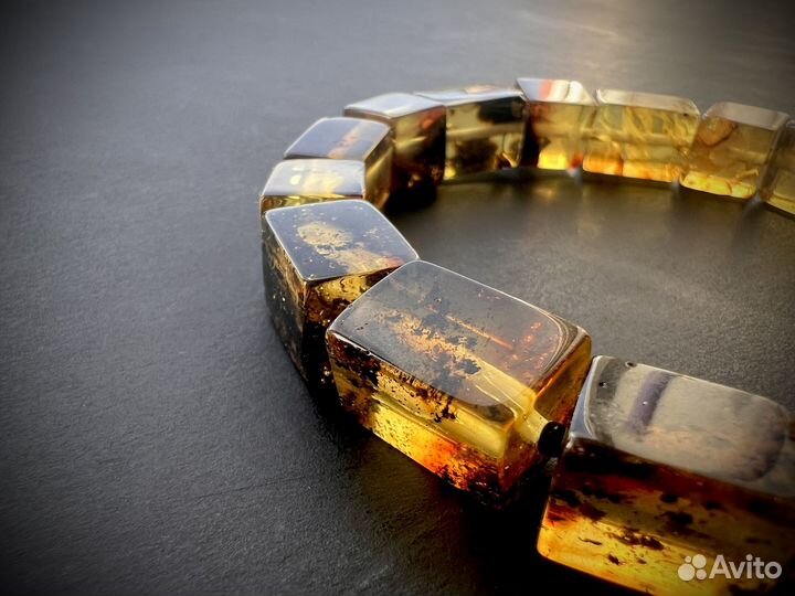 Браслет мужской из натурального янтаря 21 см