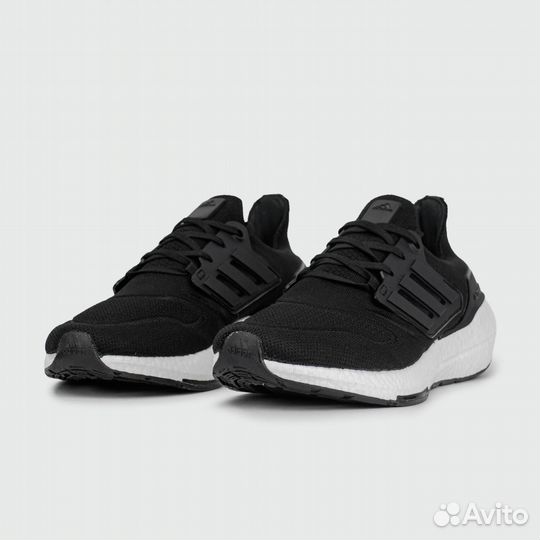 Кроссовки Adidas Ultraboost 22 Black White