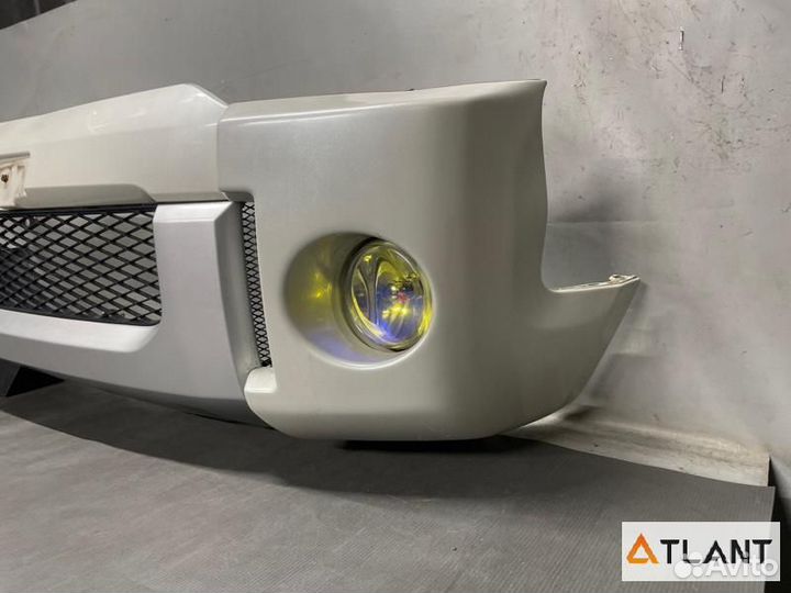 Бампер передний mitsubishi delica D:5