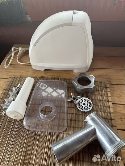 Мясорубка moulinex hv8 1800W