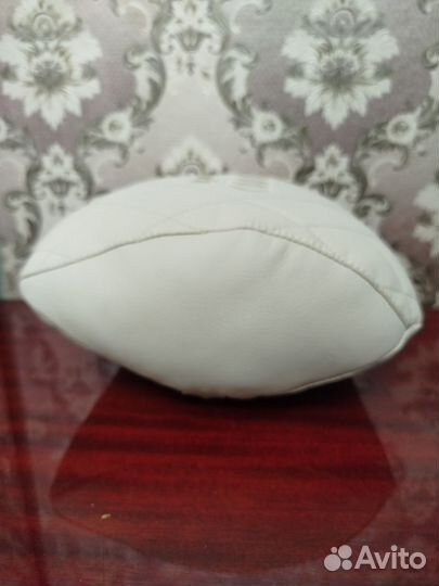 Подушка для шеи ортопедическая Audi белая люкс