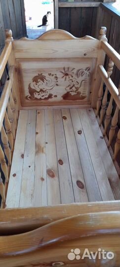 Детская кроватка