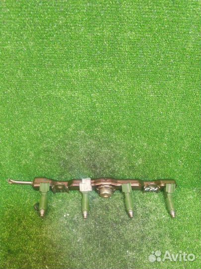 Форсунка топливная Toyota Avensis 1ZZ-FE 1.8 2010