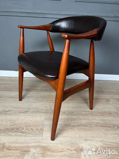 Стул из массива 01сш