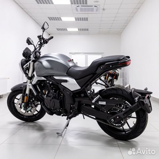 Мотоцикл Voge 500 AC Grey