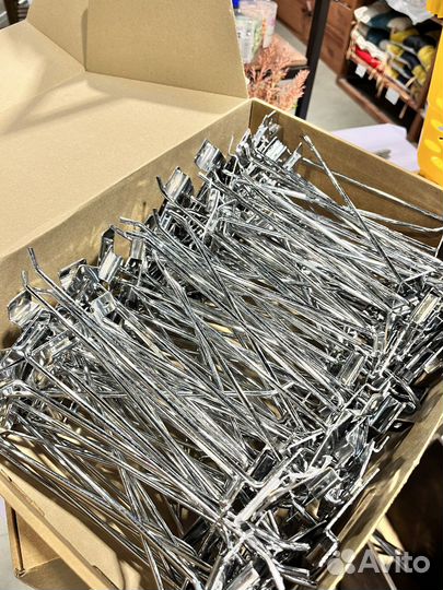 Крючки для панелей