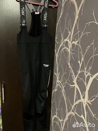 Лыжный разминочный костюм RAY