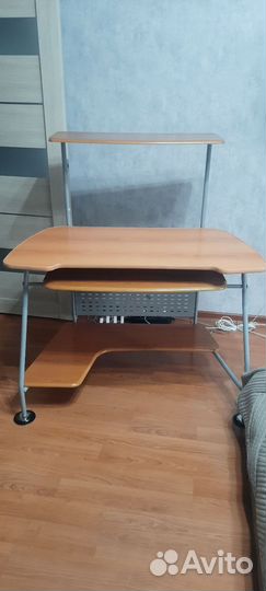Компьютерный стол бу