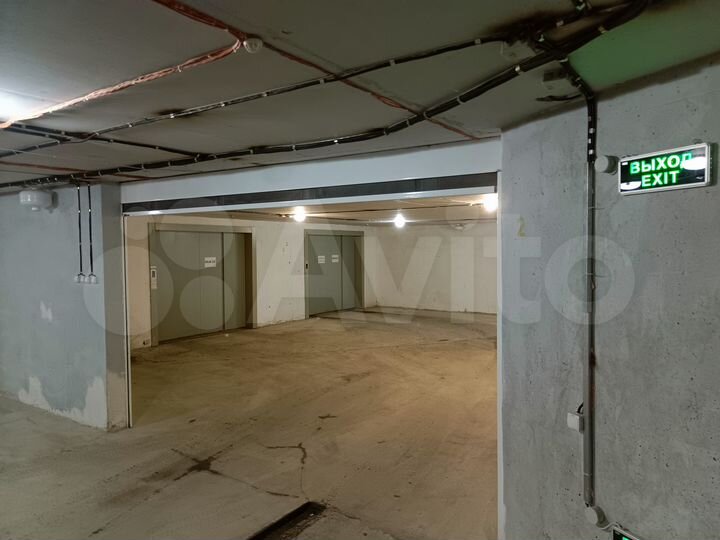 Машиноместо, 14 м²