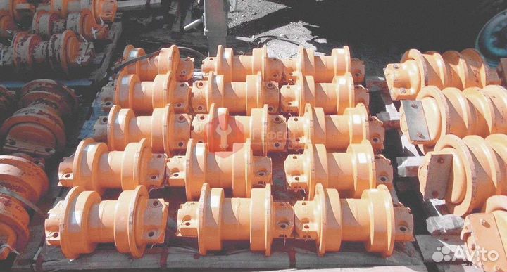 Каток поддерживающий Doosan 225NLC-V 2270-1005E