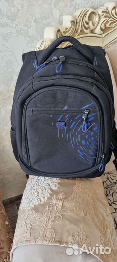 Школьный рюкзак