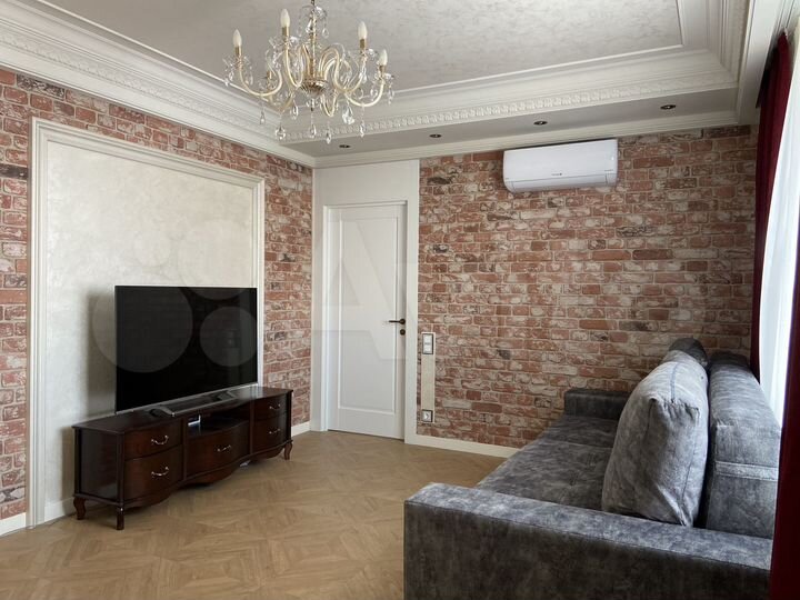 2-к. квартира, 57 м², 6/14 эт.