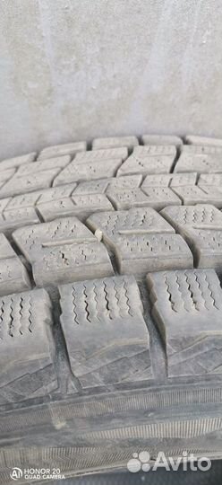 Dunlop Winter Maxx SJ8 215/60 R17