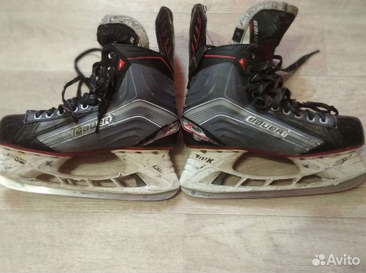 Хоккейные коньки (размер 8ее) Bauer Vapor X600