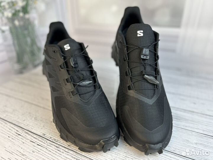 Кроссовки Salomon Gore- Tex