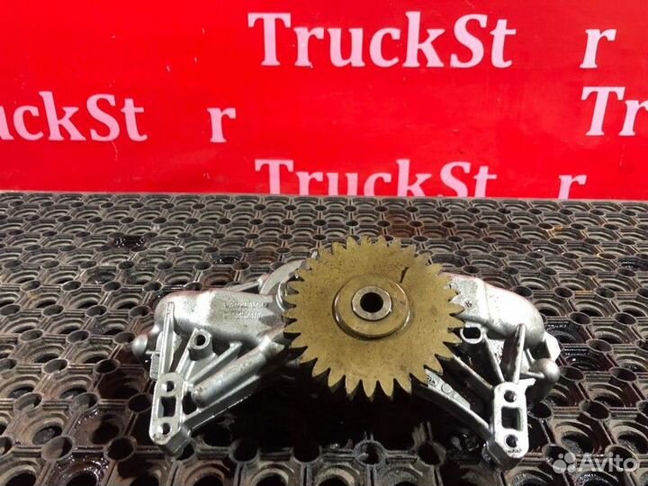 Насос масляный